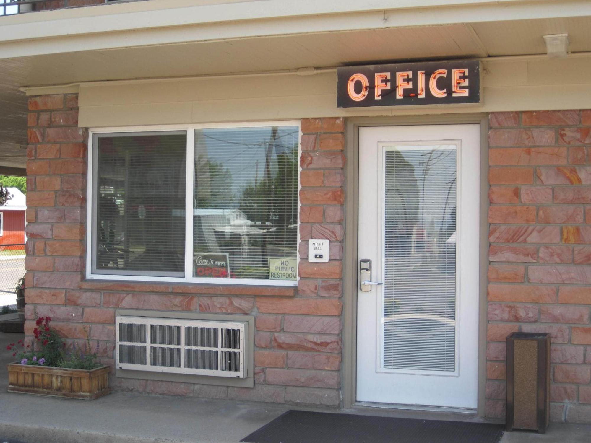 Interstate 8 Motel Lakeview Luaran gambar