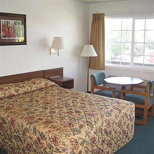 Interstate 8 Motel Lakeview Luaran gambar